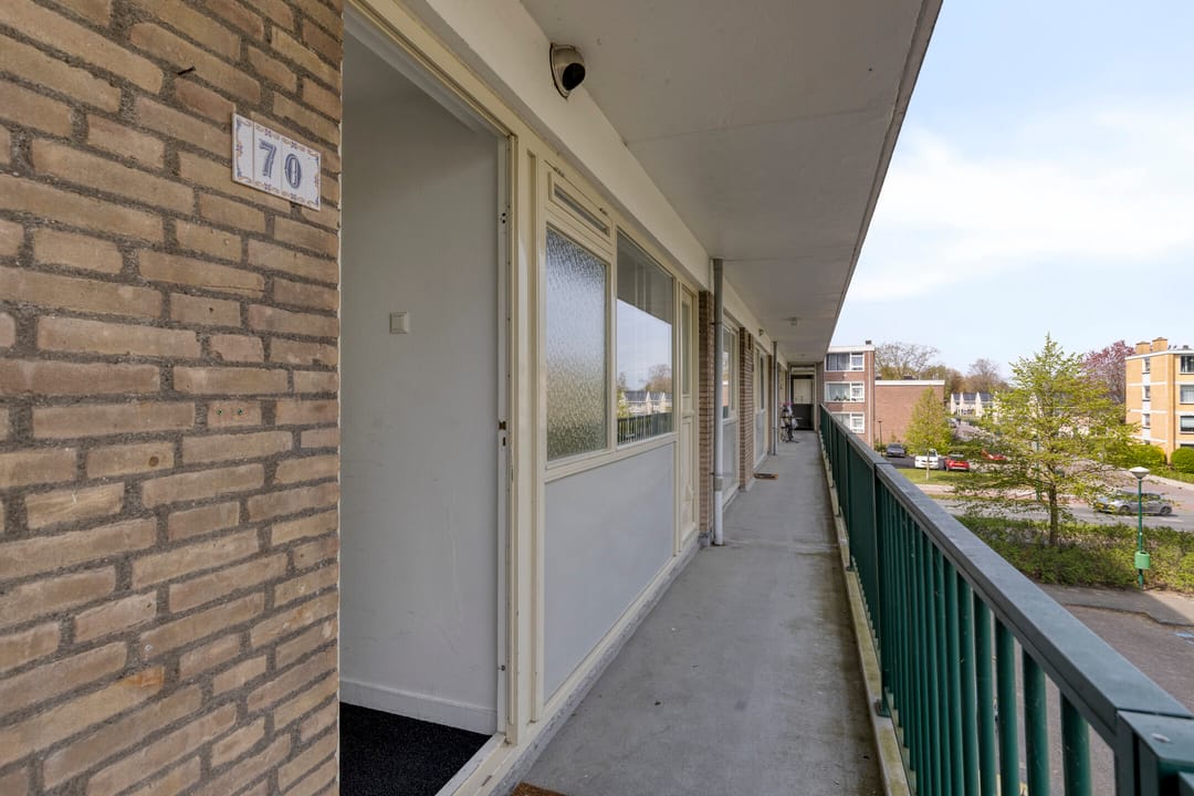Bright 3-room apartment with spacious kitchen and south-facing balcony in Soest De Eng — 22