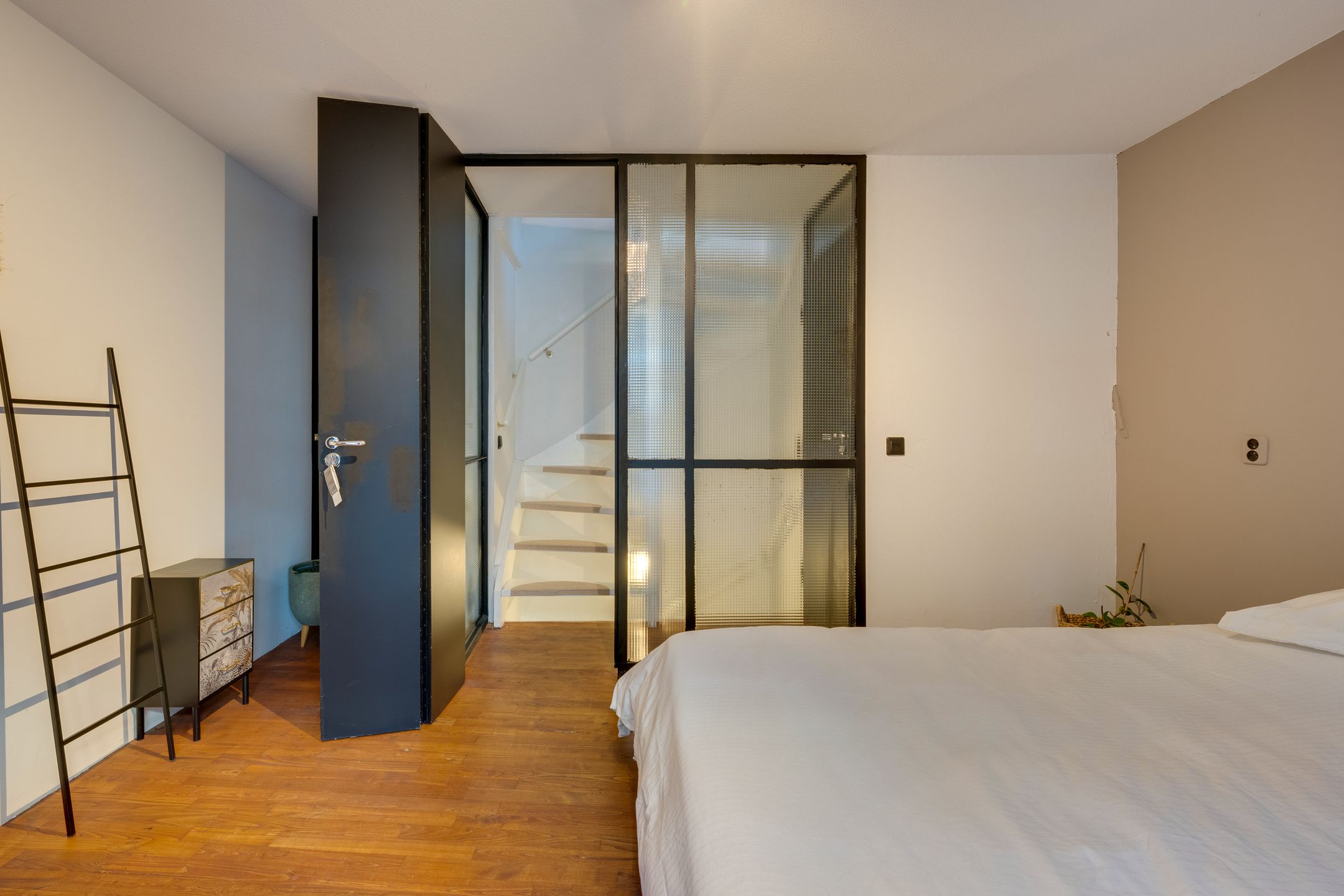 Unique City Home in the Jordaan with Four Living Levels on Freehold Land — 36