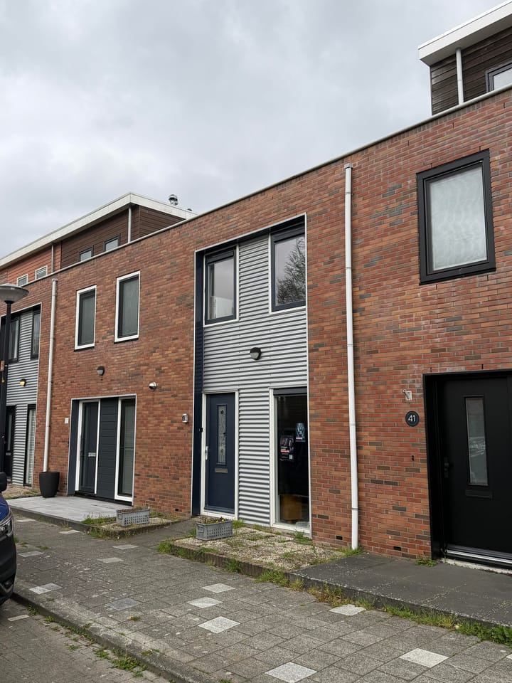 Foto 2 van Ietje Kooistratuin 39