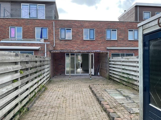 Foto 3 van Ietje Kooistratuin 39