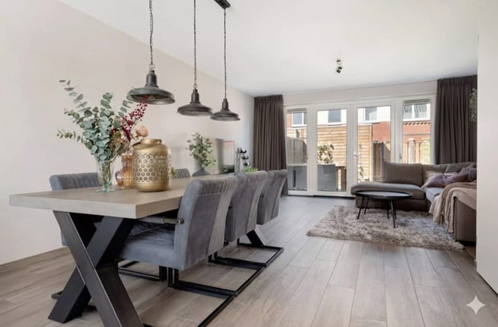 Photo 3 of Pastoor Vereeptstraat 14