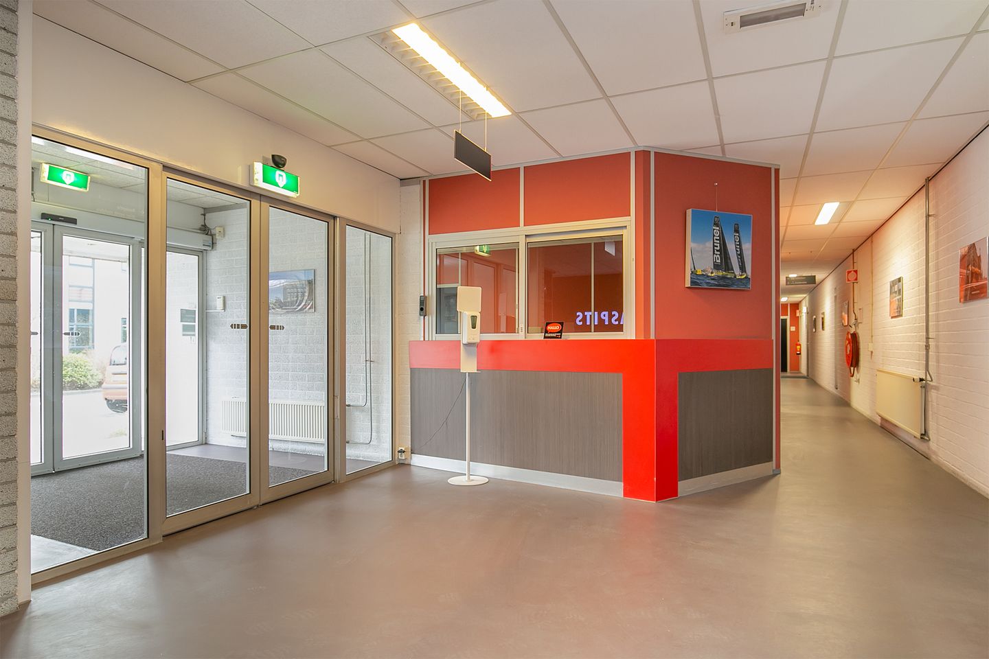 View photo 2 of Industrieweg 59