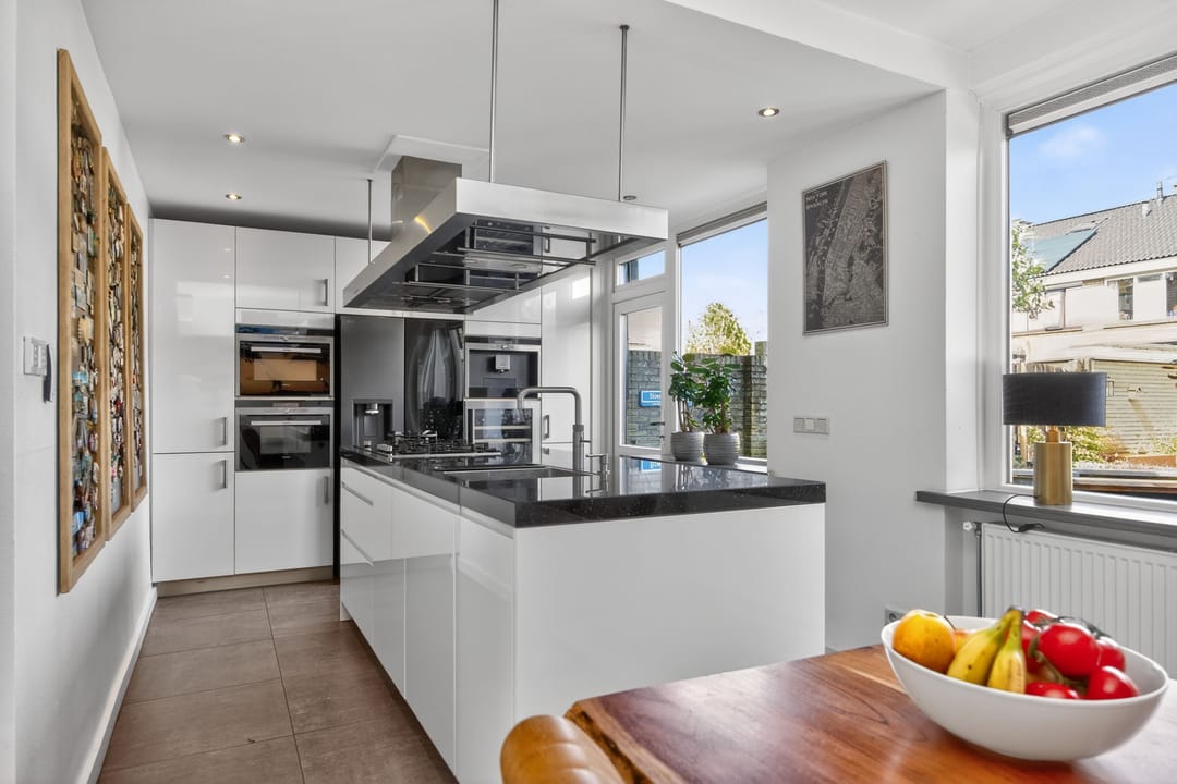 Foto 11 van Johanna van Burenstraat 14