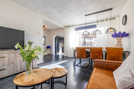 Runde 11 secondary image