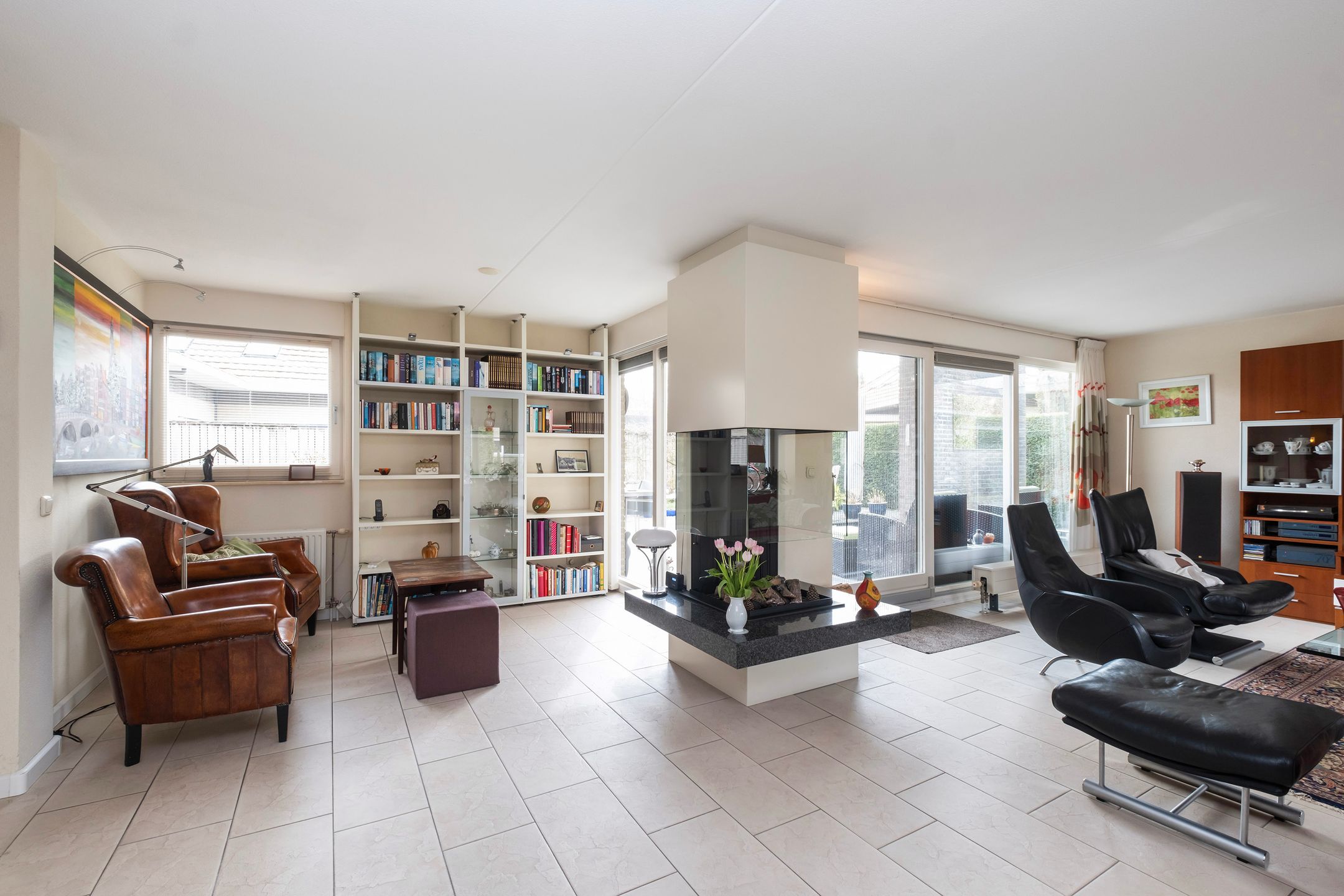 Photo 3 of Zomer 2-A