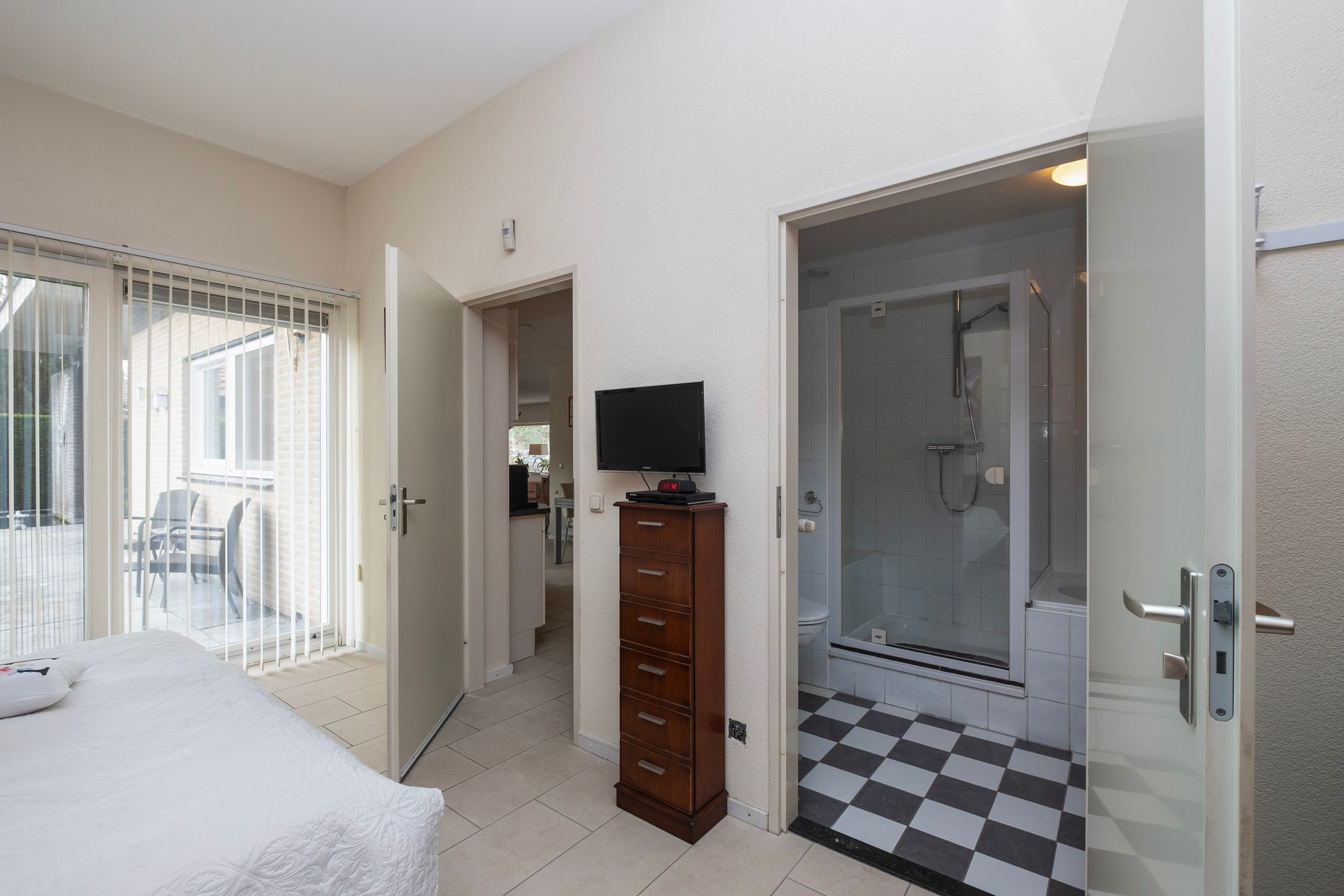 Photo 12 of Zomer 2-A