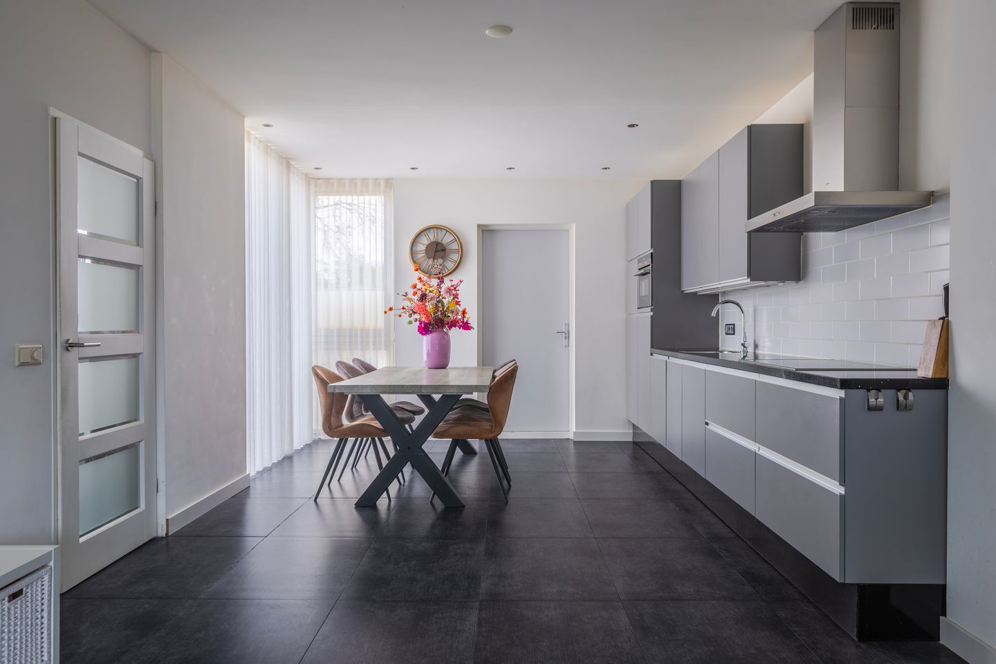 Foto 10 van Onstweddestraat 40