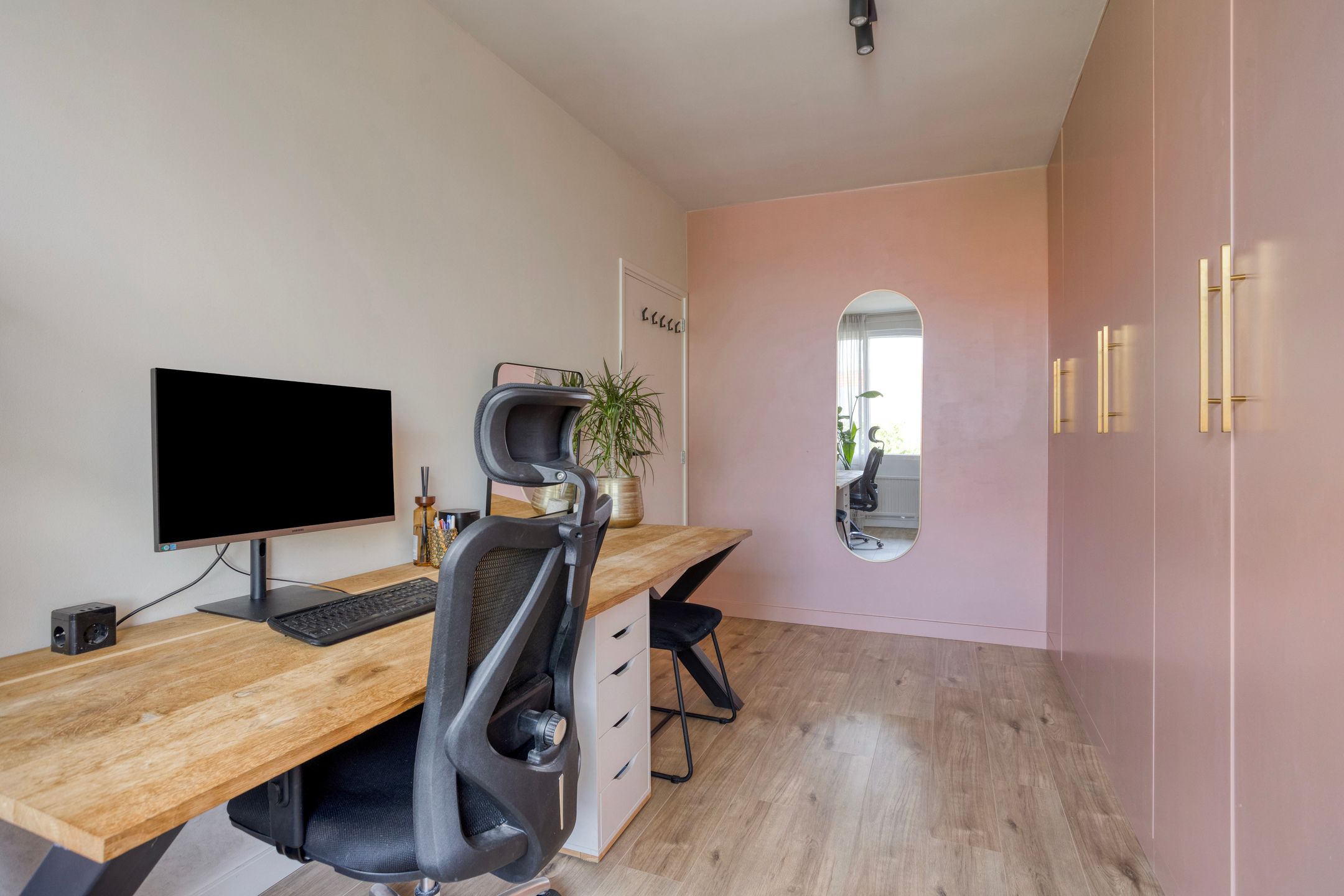 Foto 27 van Heuvelstraat 216