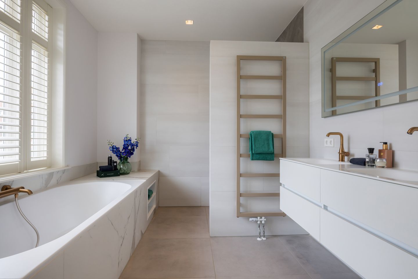 Fully Renovated Exclusive City Villa with Heated Pool in Eindhoven — 29
