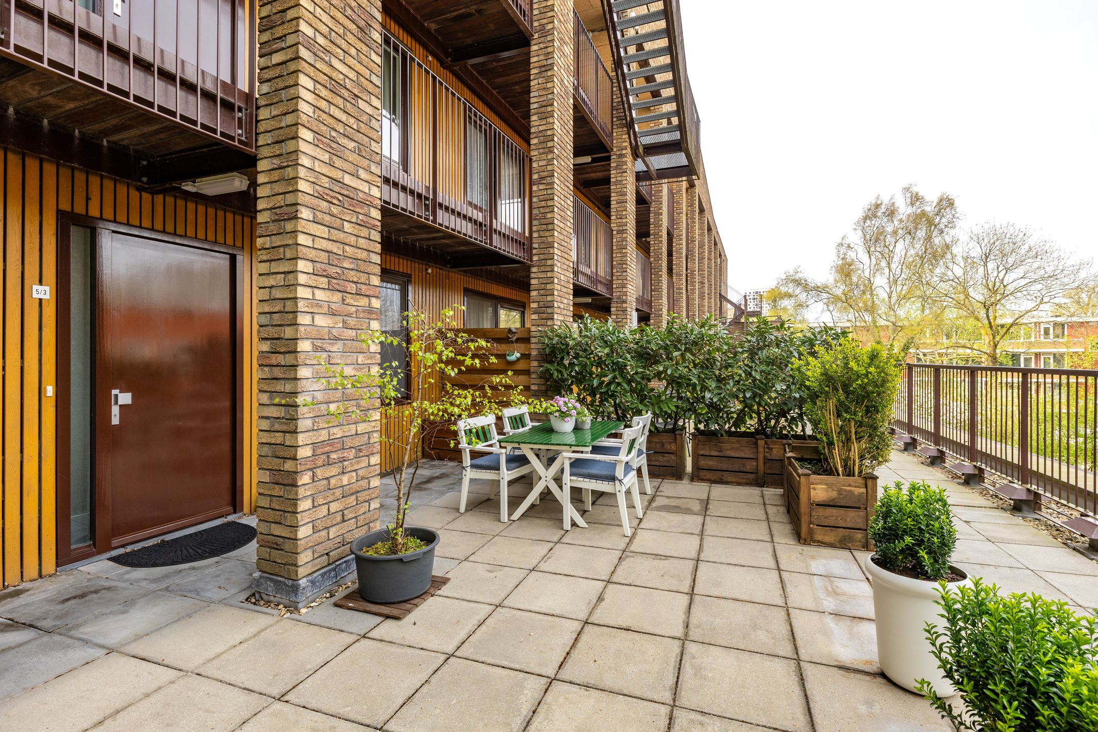 Overwinningsplein 5- 5 3