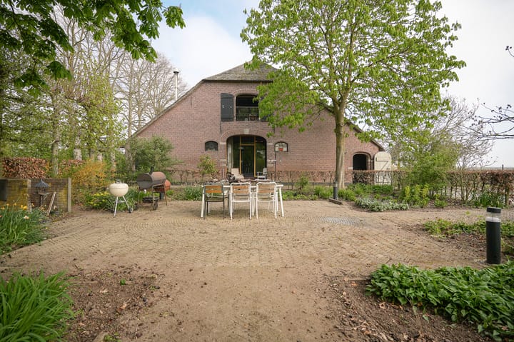 Foto 4 van Diepersestraat 1