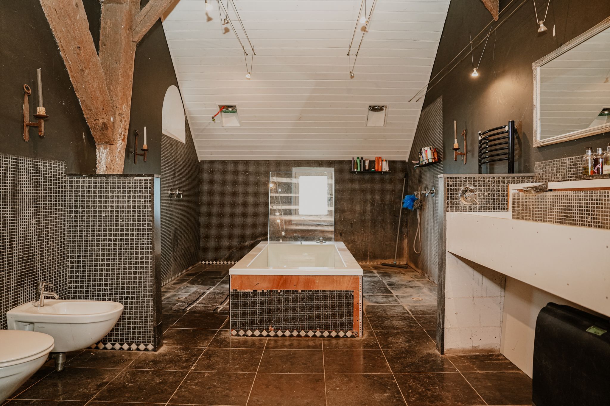 Foto 21 van Diepersestraat 1