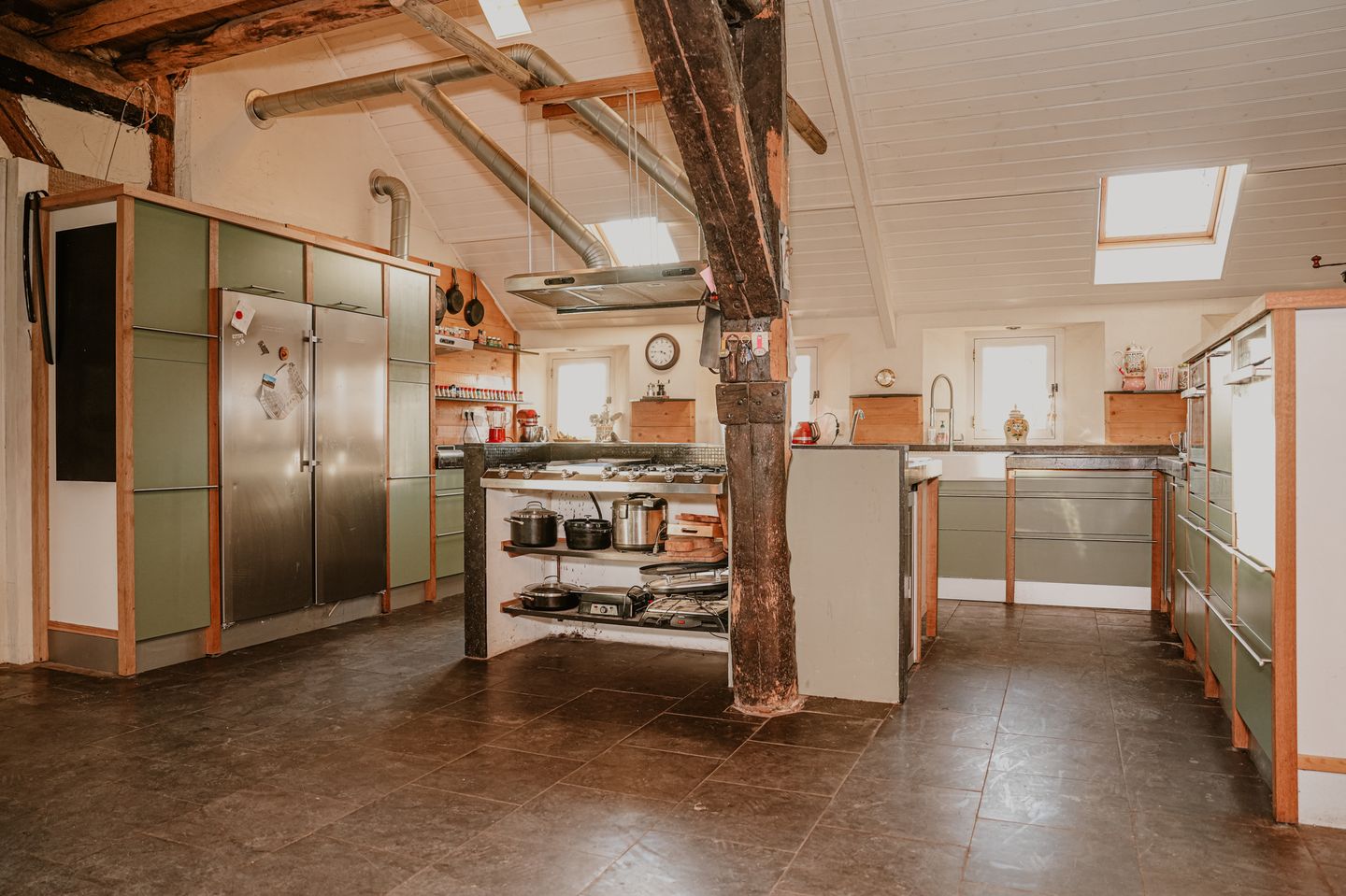 Foto 10 van Diepersestraat 1