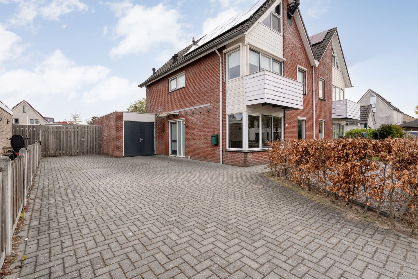 Foto 5 van Boterbloem 117