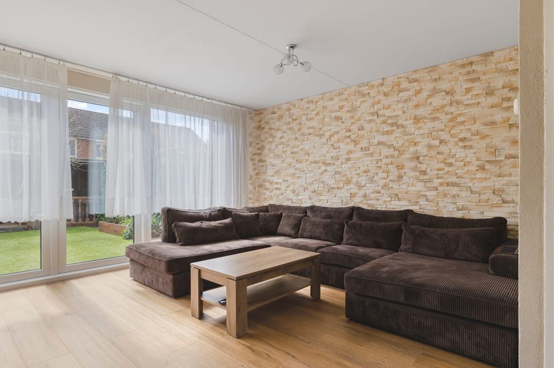 Foto 2 van Heilige Stoel 5333