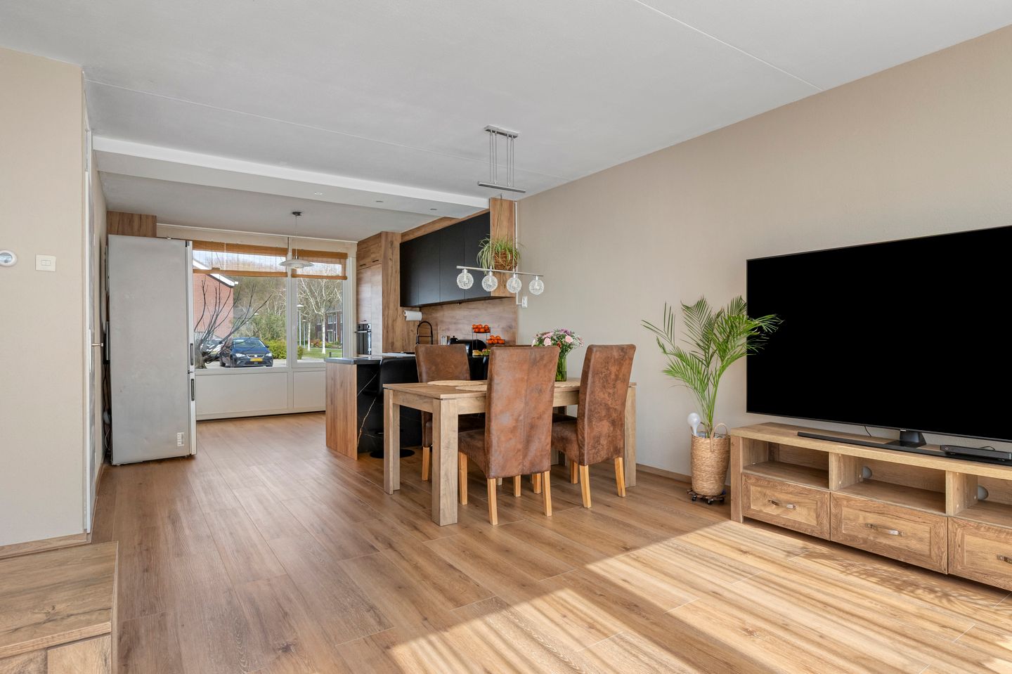 Foto 4 van Heilige Stoel 5333