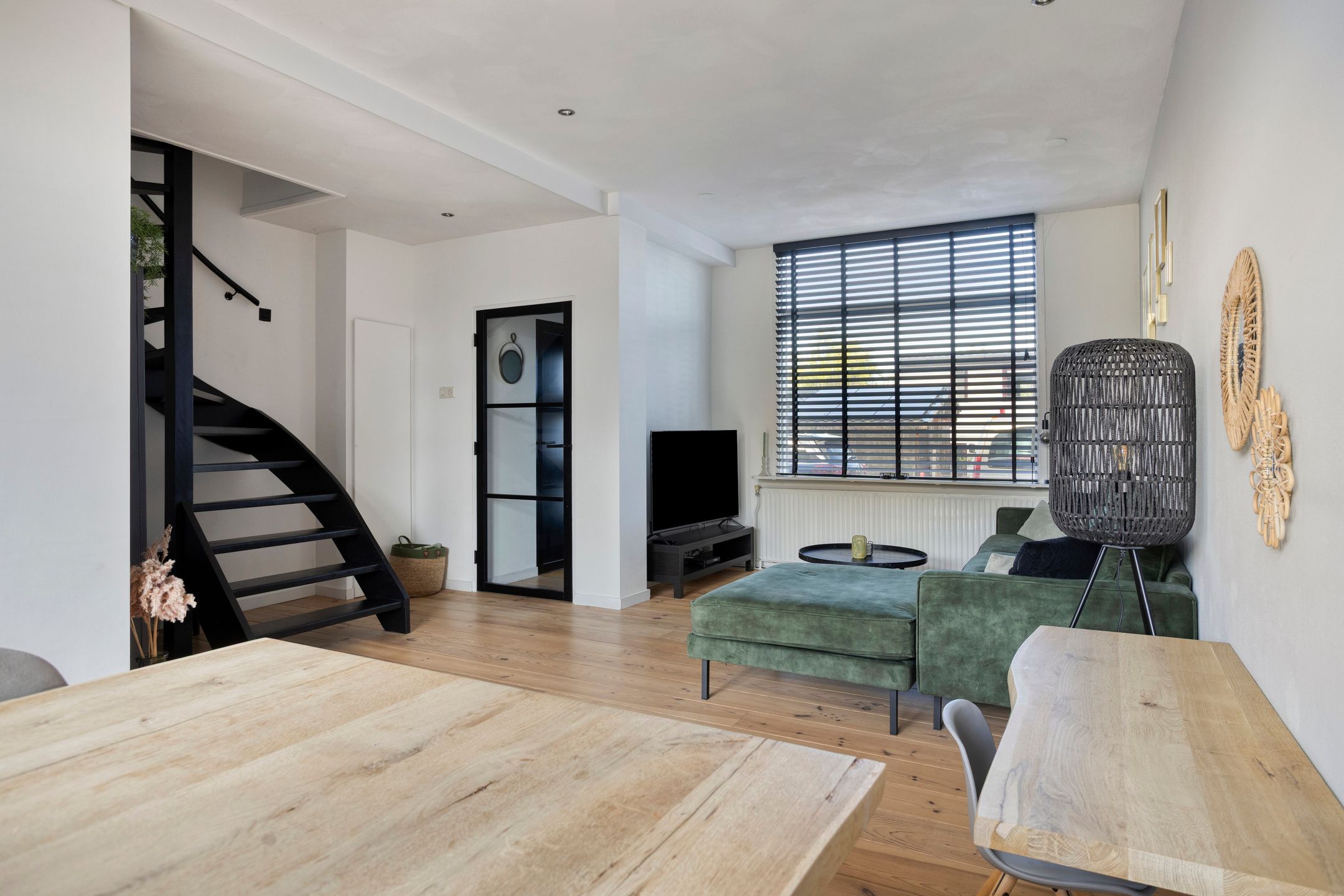 Photo 6 of Kalf 182-D