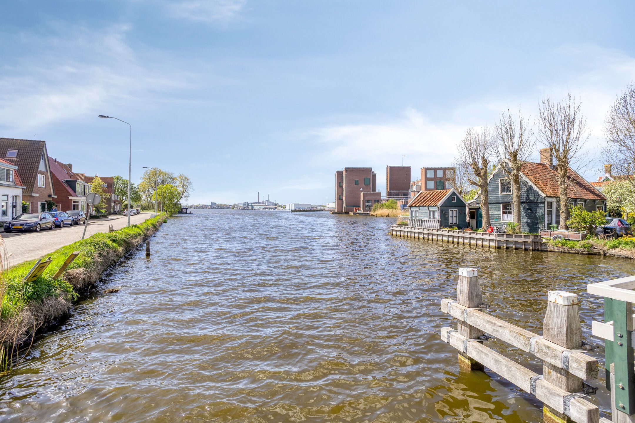 Photo 33 of Kalf 182-D