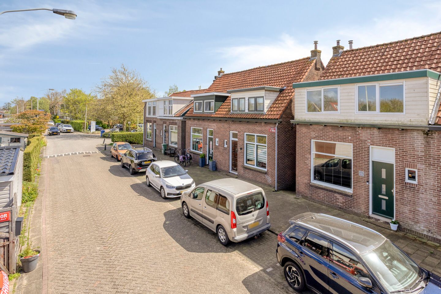 Photo 44 of Kalf 182-D