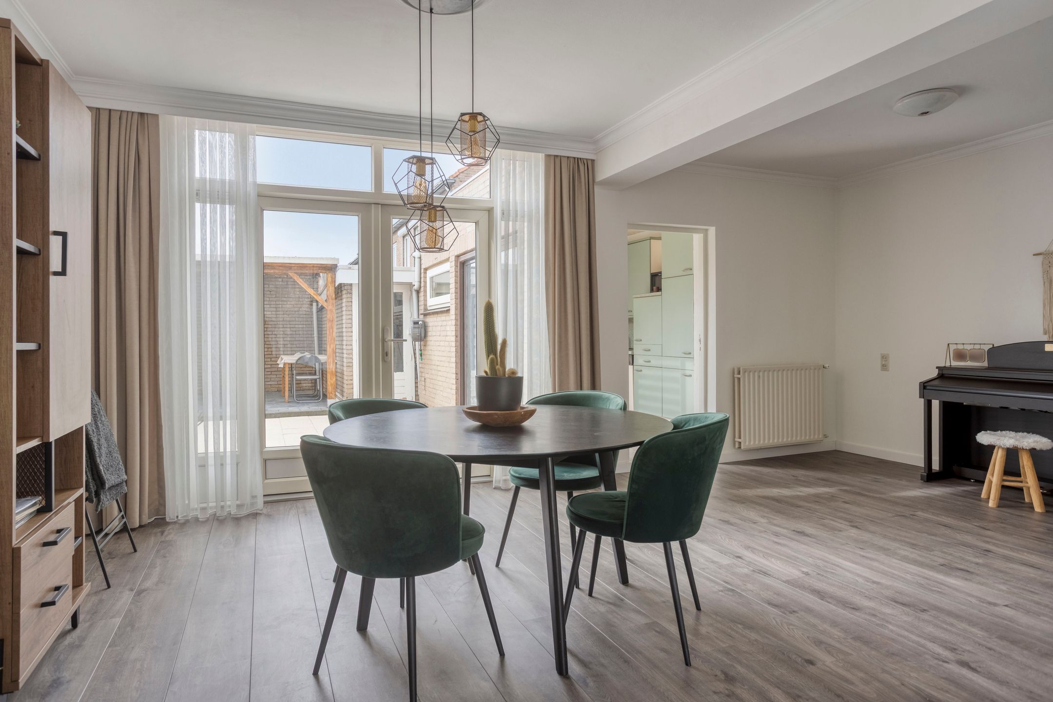 Photo 3 of Prins Bernhardstraat 43