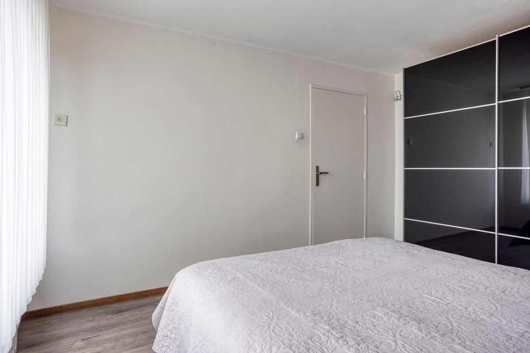 Photo 16 of Prins Bernhardstraat 43