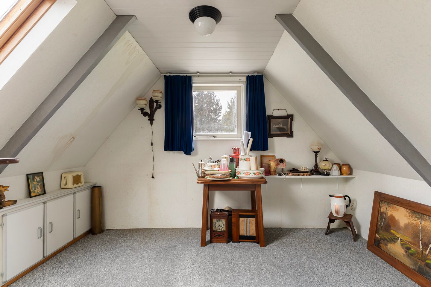 Characteristic semi-detached home with free view at the edge of Buitenpost — 29