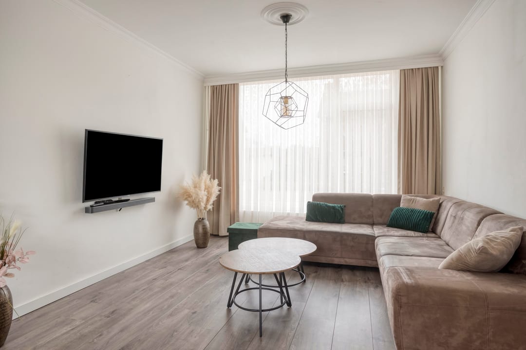 Photo 7 of Prins Bernhardstraat 43