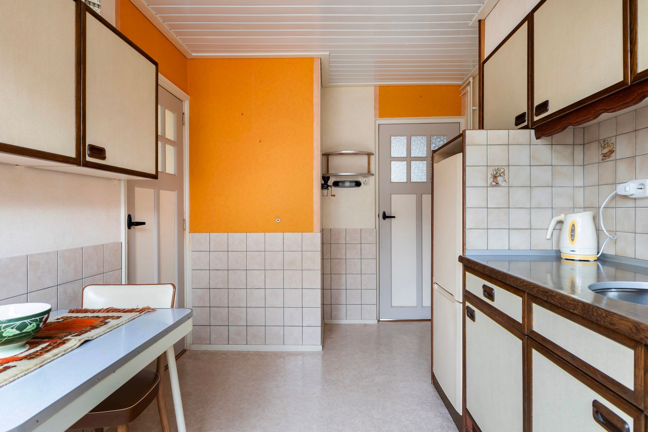 Characteristic semi-detached home with free view at the edge of Buitenpost — 18