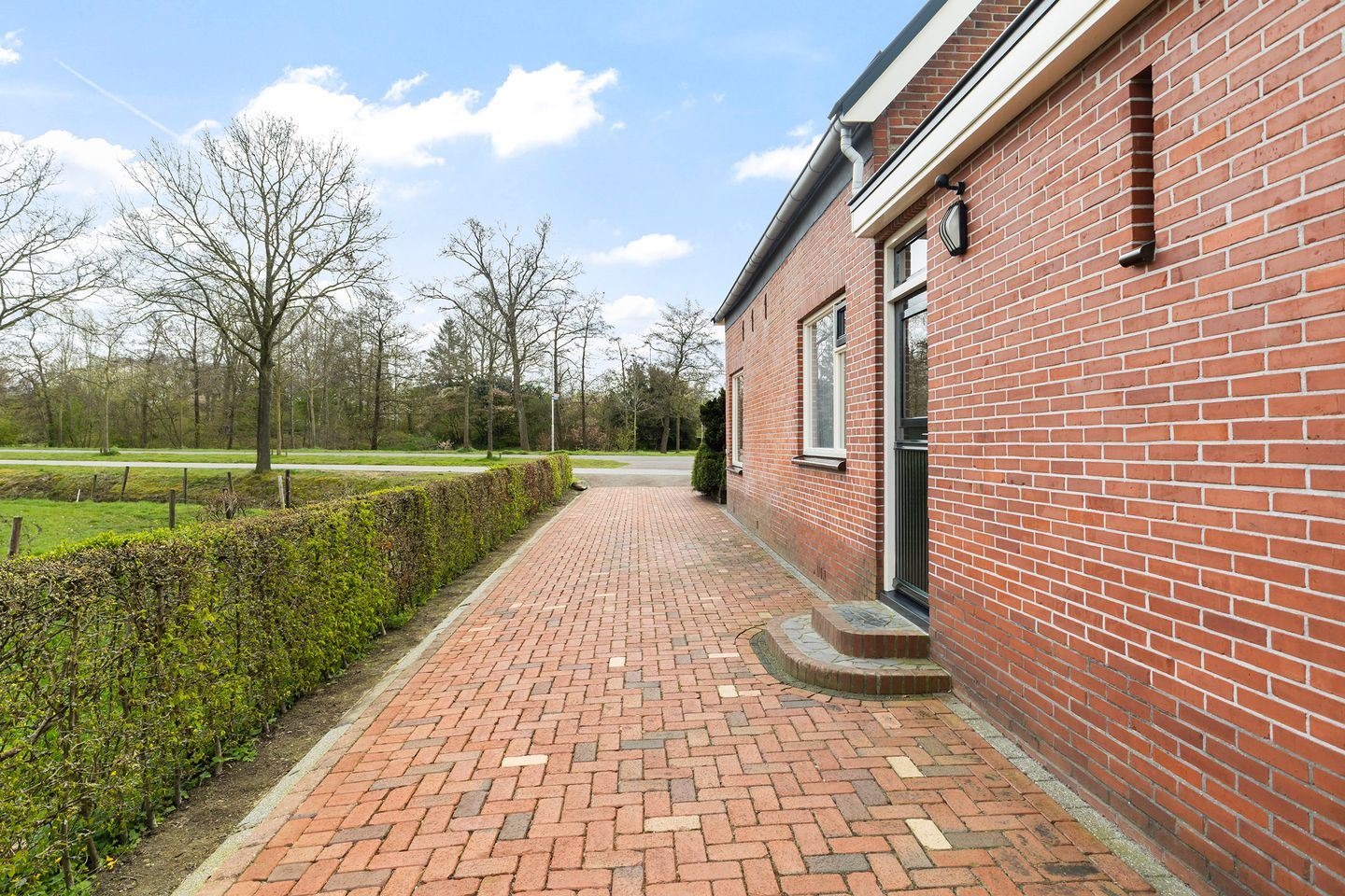 Characteristic semi-detached home with free view at the edge of Buitenpost — 44