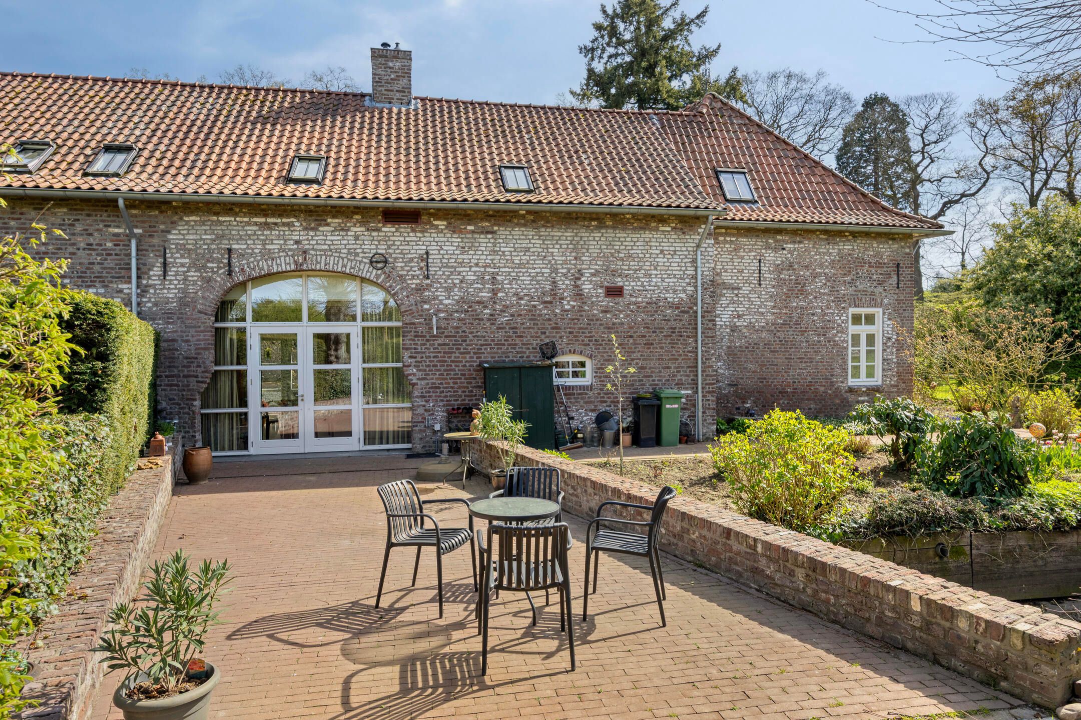 Foto 60 van Waterloseweg 6-B