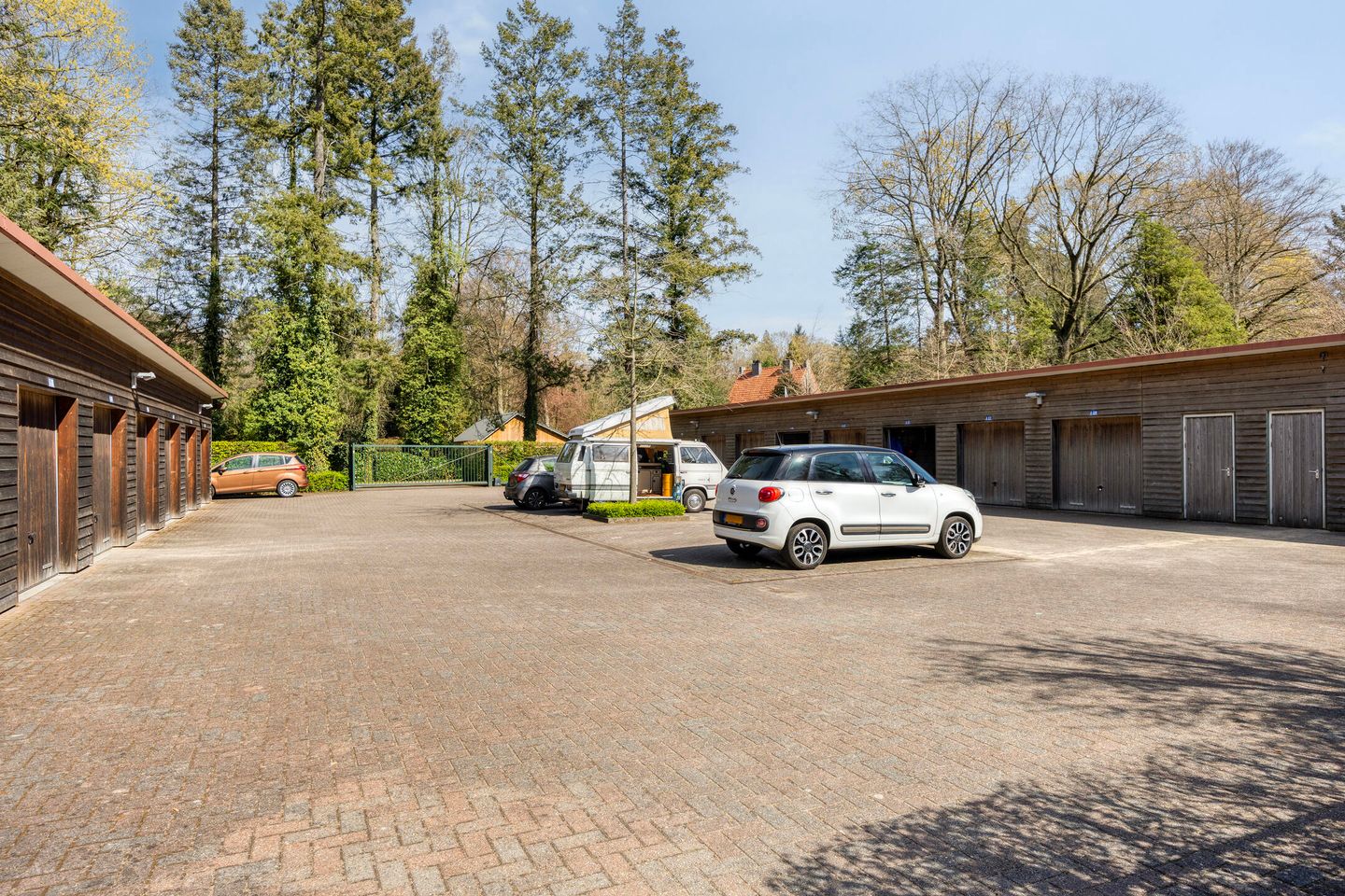 Foto 70 van Waterloseweg 6-B