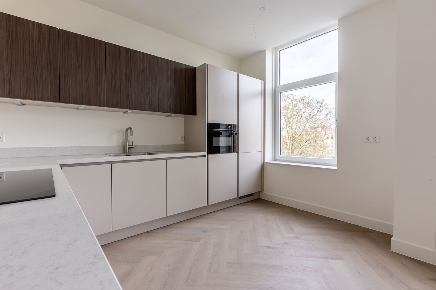 Photo 20 of Heemraadssingel 186-D