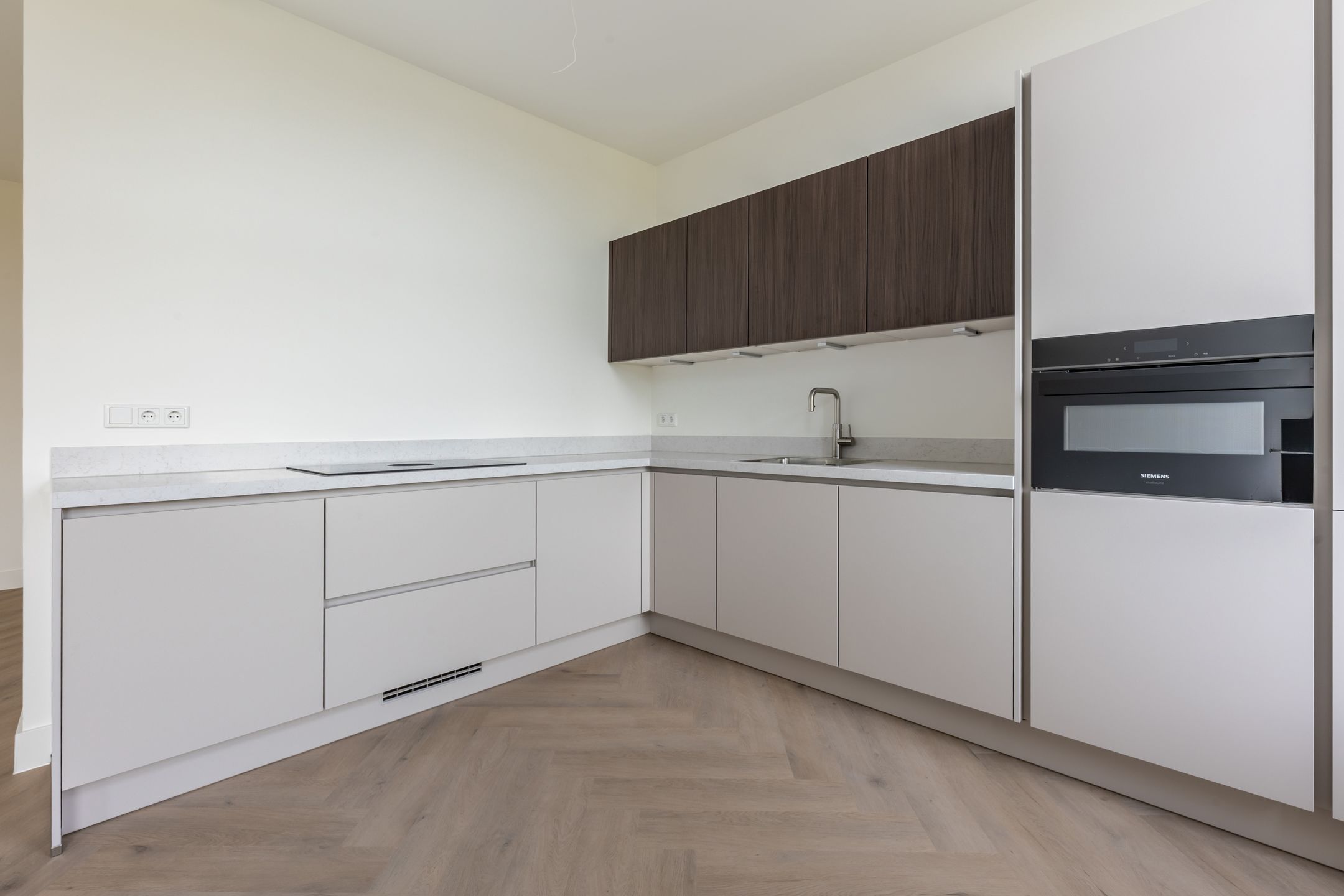 Photo 18 of Heemraadssingel 186-D