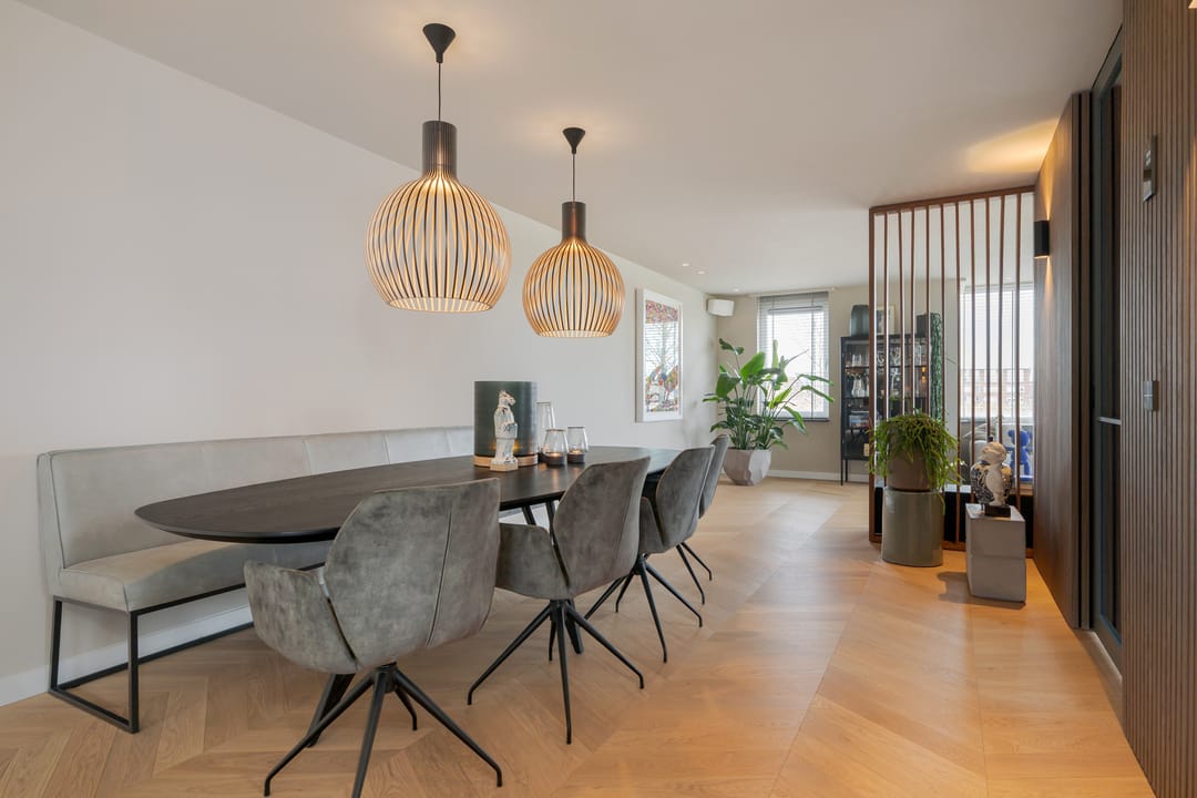 Spacious extended semi-detached home with garage and garden room in Teteringen — 56