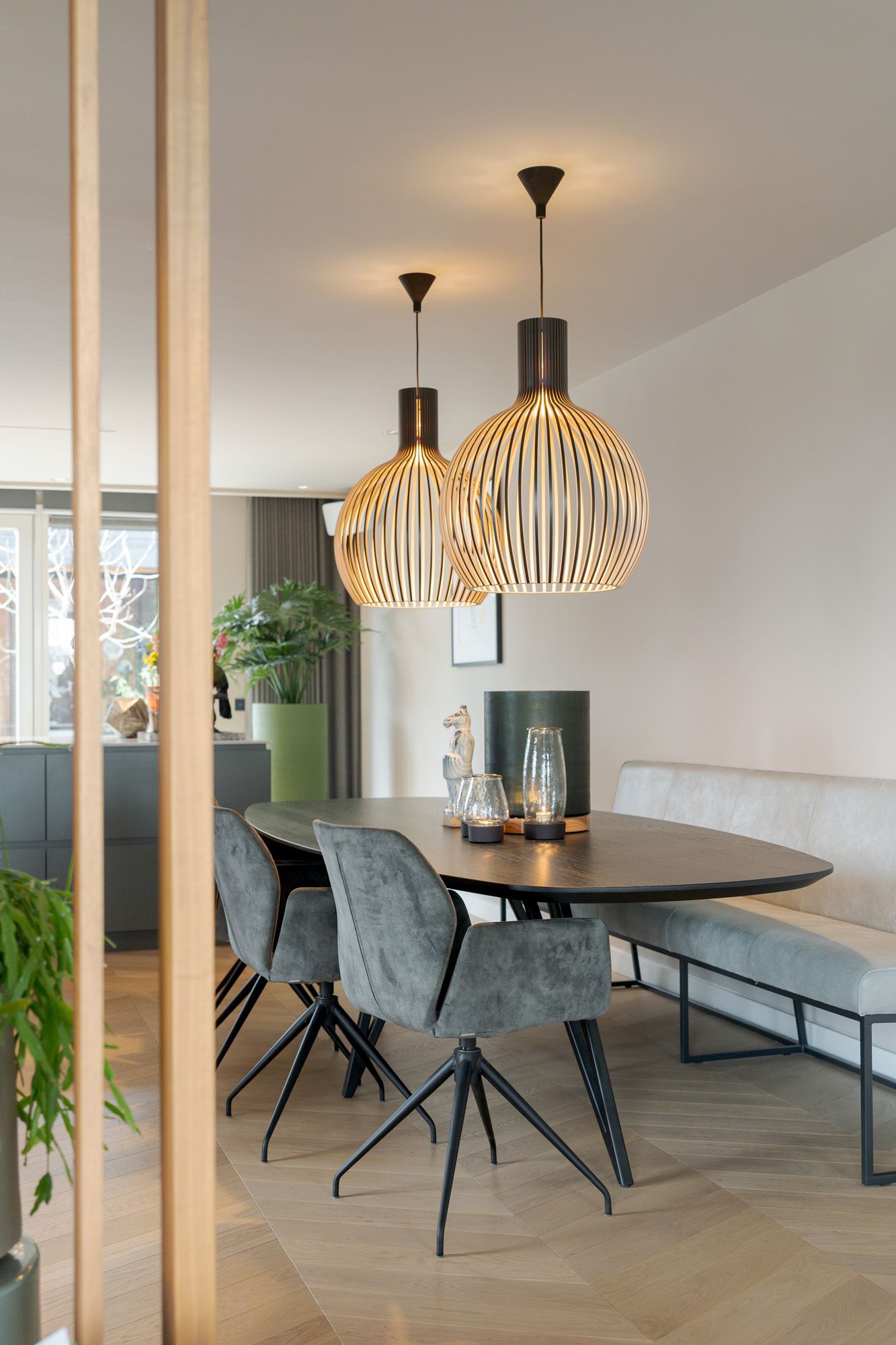Spacious extended semi-detached home with garage and garden room in Teteringen — 52