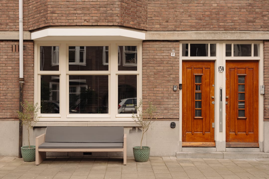 Renovated Ground-Floor Apartment with Garden on Freehold Land in Amsterdam South — 41