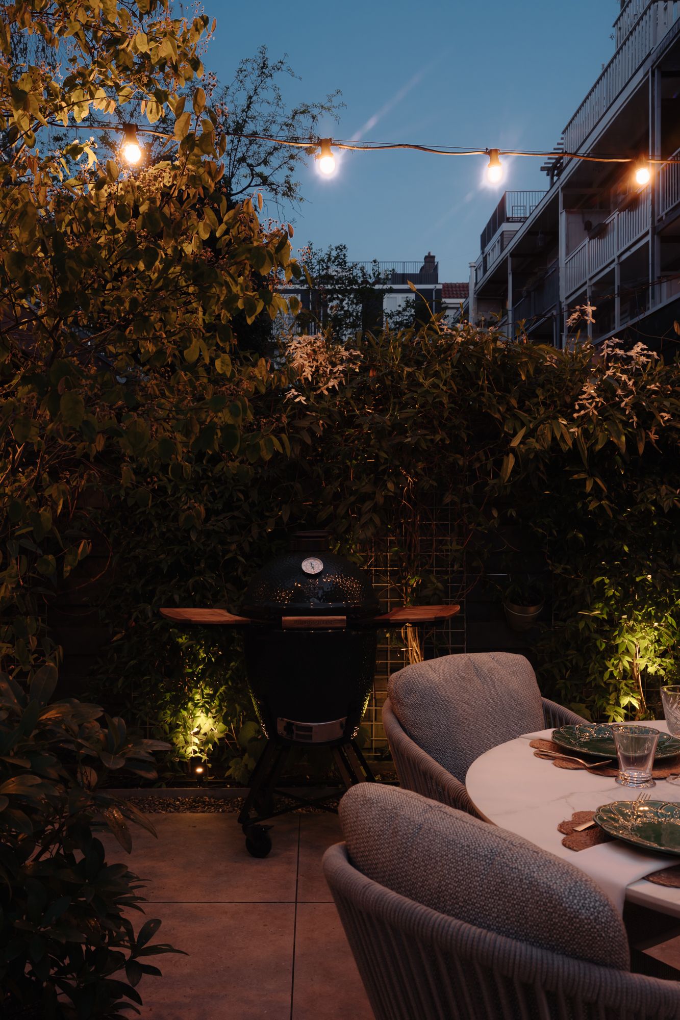 Renovated Ground-Floor Apartment with Garden on Freehold Land in Amsterdam South — 51