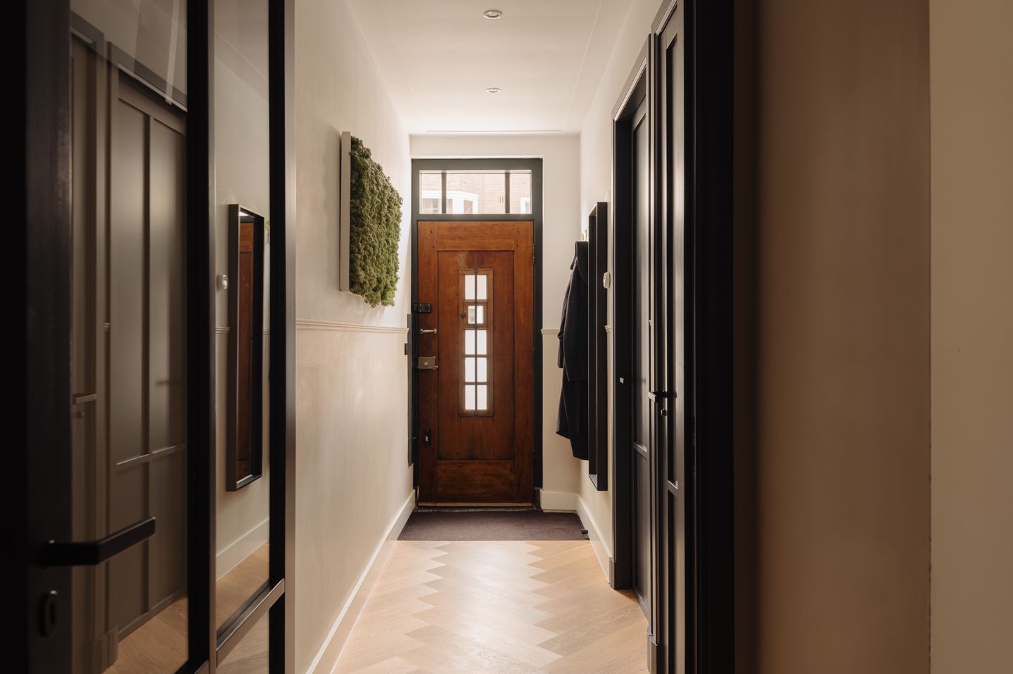 Photo 4 of Woestduinstraat 139-H