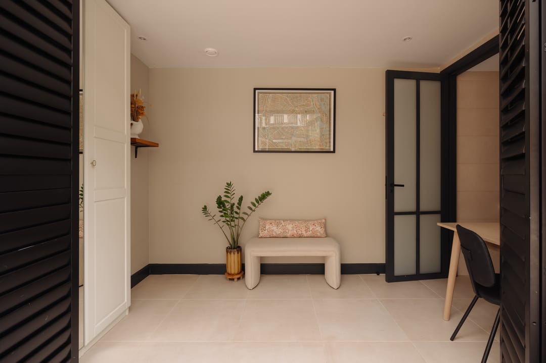 Renovated Ground-Floor Apartment with Garden on Freehold Land in Amsterdam South — 22