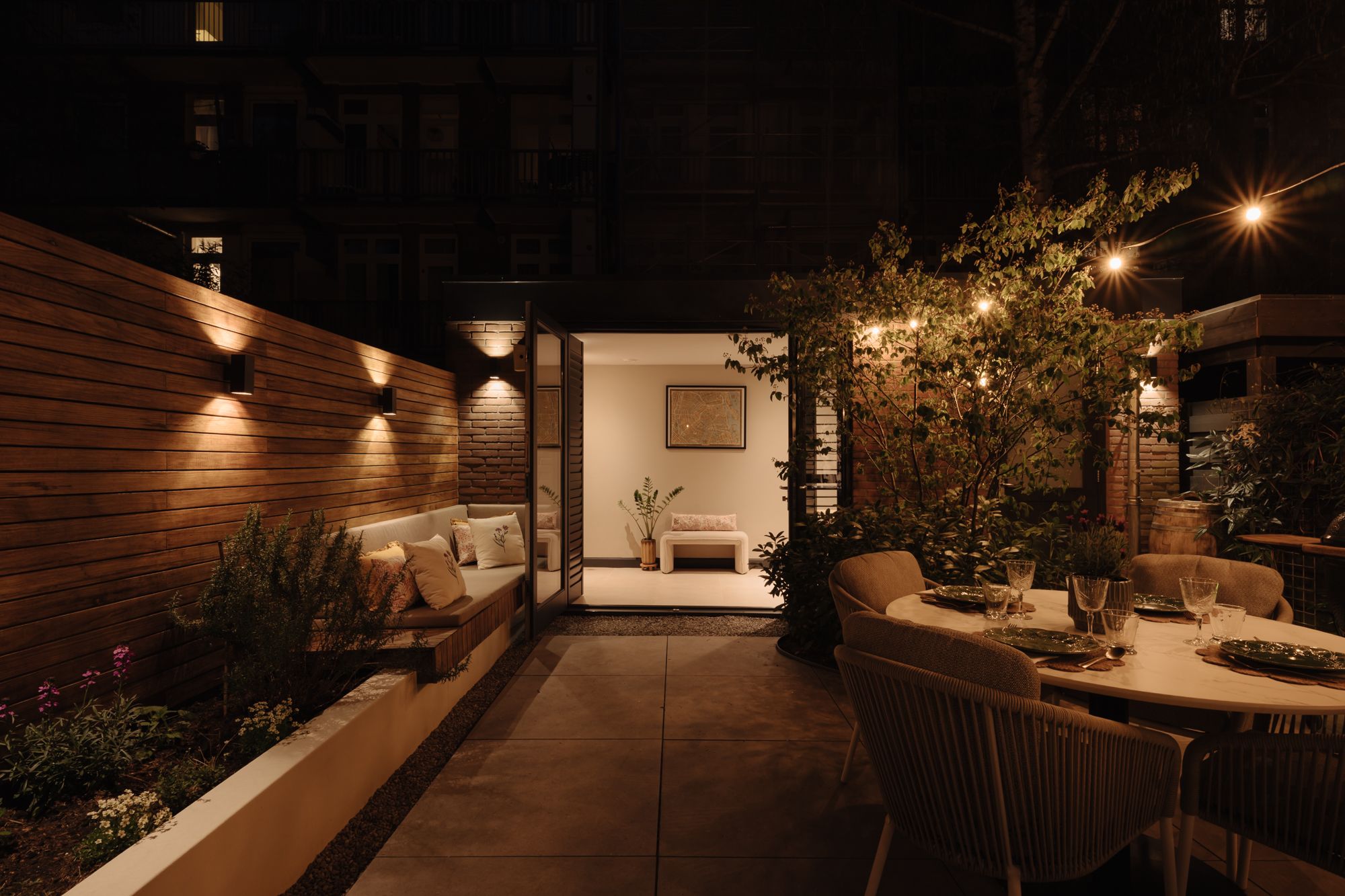 Photo 54 of Woestduinstraat 139-H