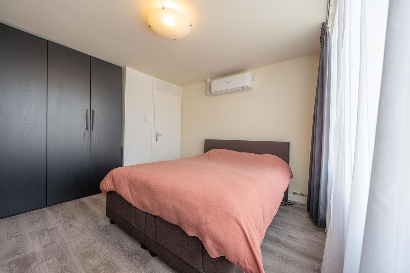 Foto 29 van Roelof de Roverlaan 24