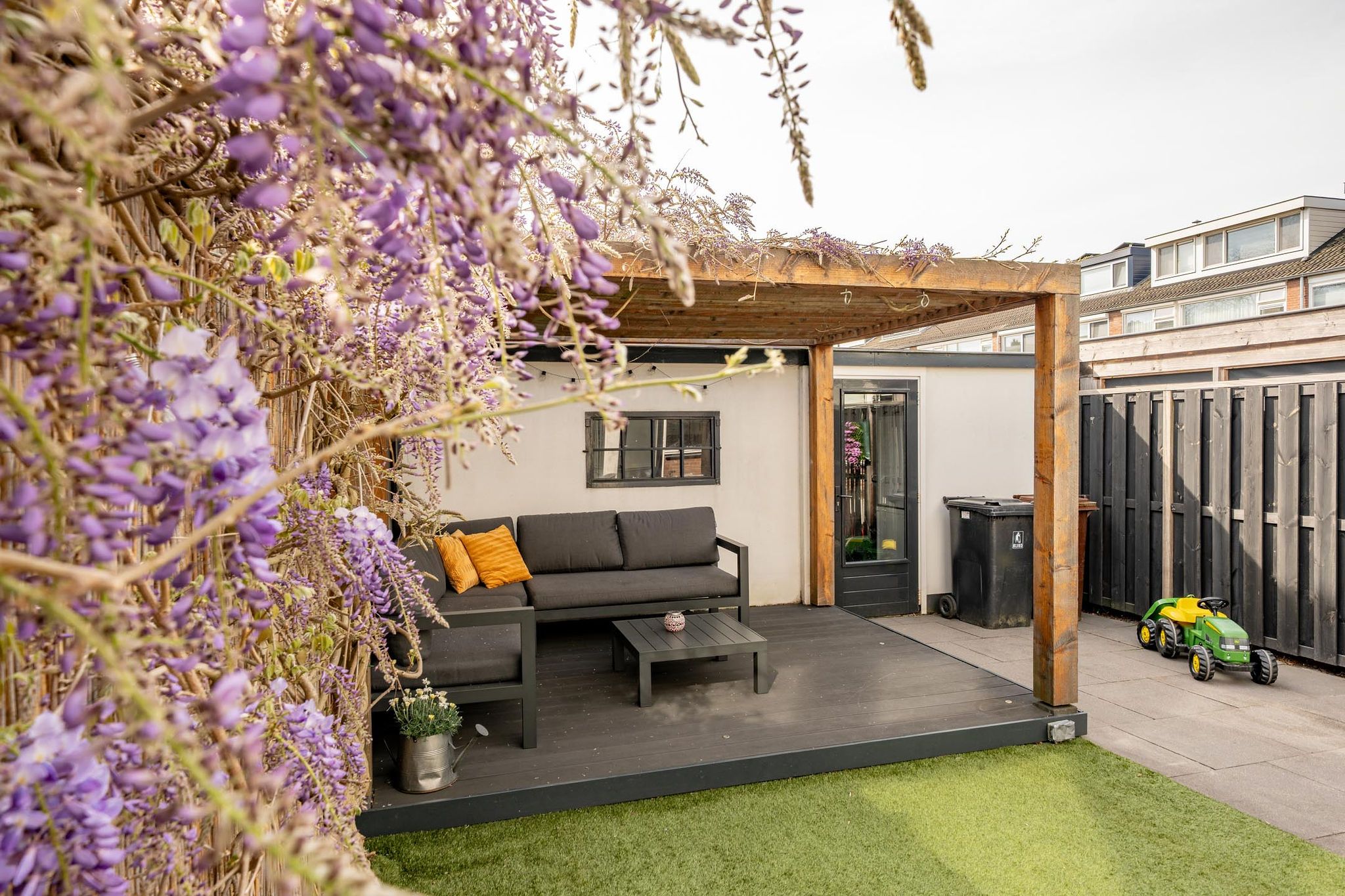 Foto 42 van Roelof de Roverlaan 24