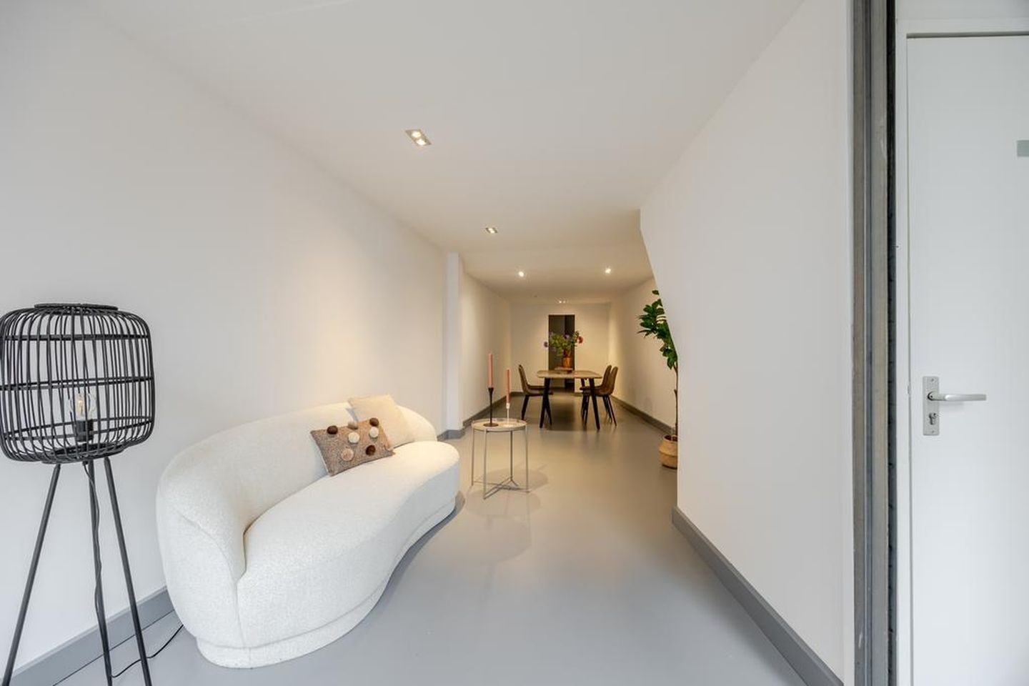 View photo 2 of Kleine Houtstraat 56