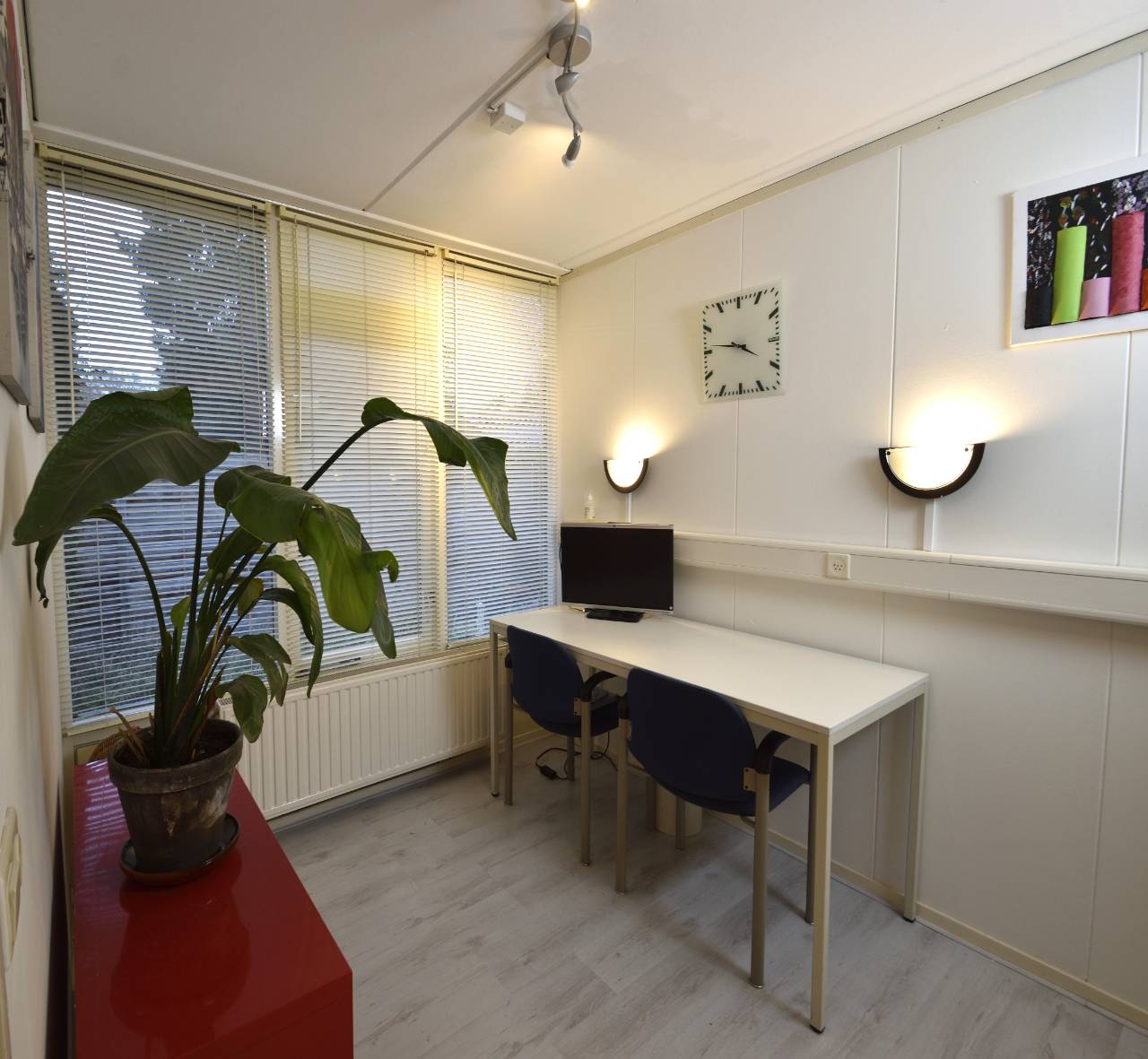 Photo 21 of Holleweg 19