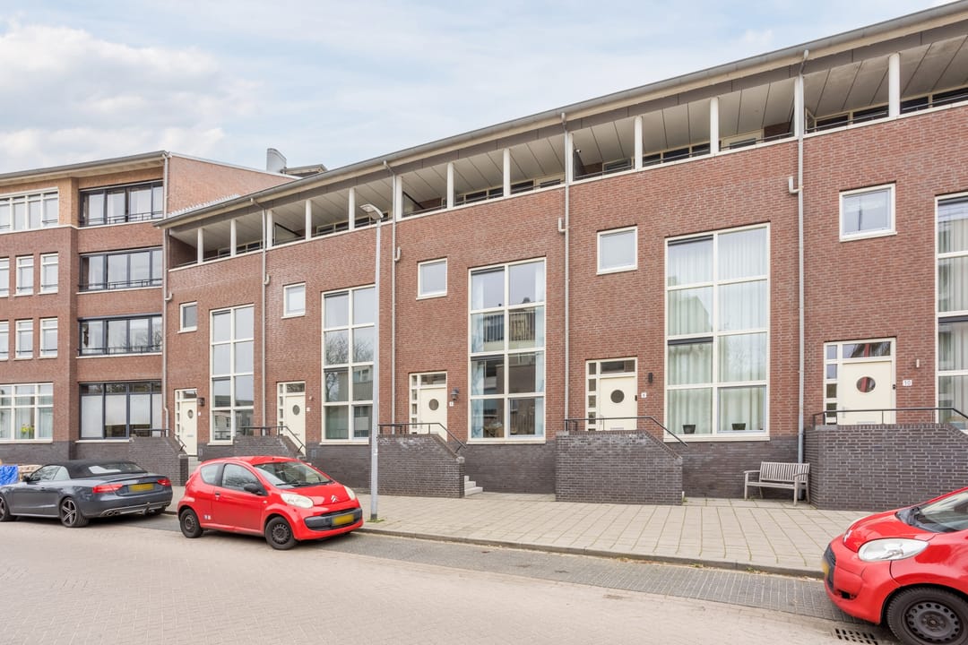 Foto 1 van Kazernestraat 6