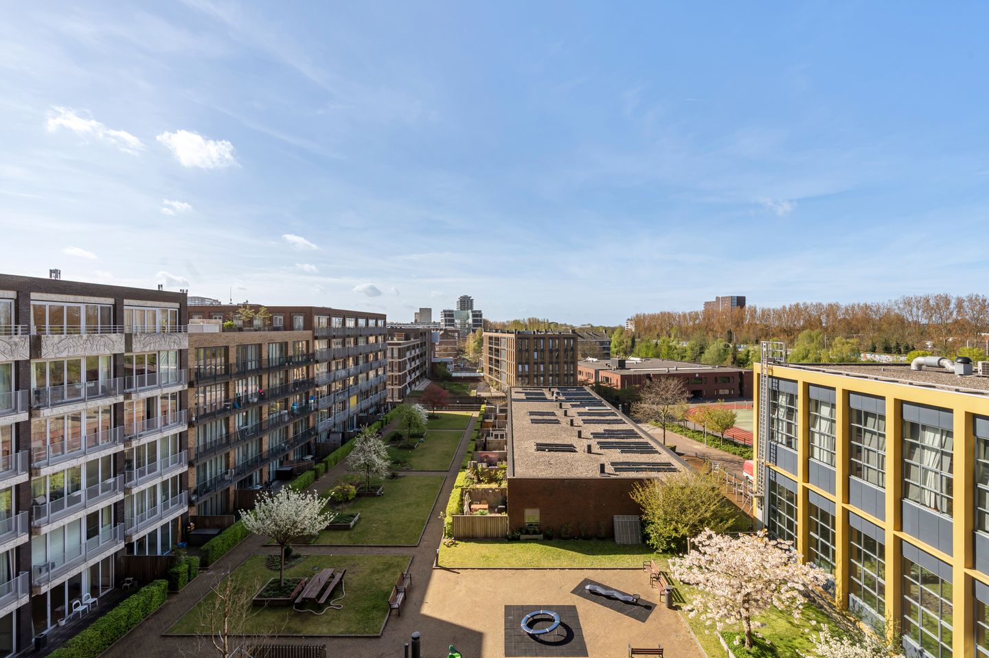 Photo 19 of Jan Evertsenstraat 551