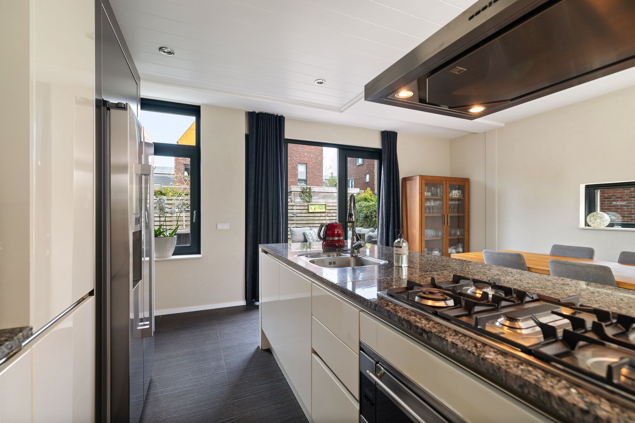 Photo 12 of Romeyn de Hooghestraat 43