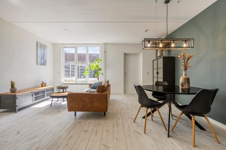 Are 7 secondary image