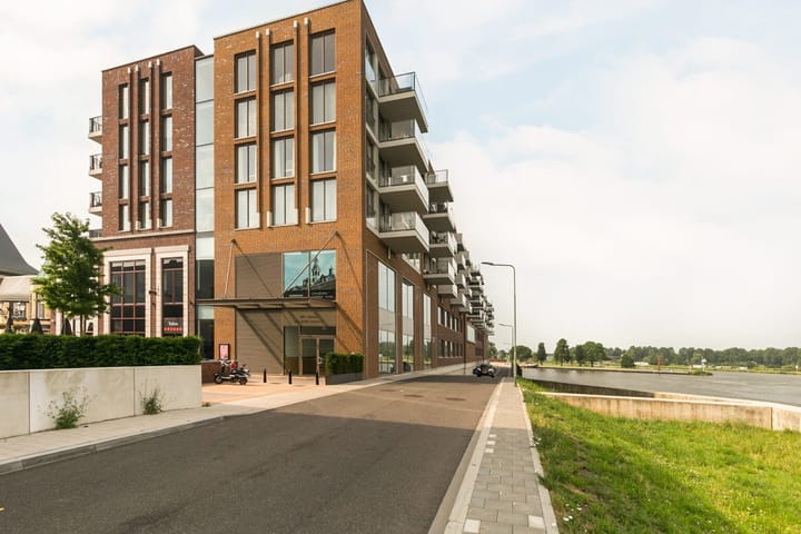 Foto 2 van Maashaven 972