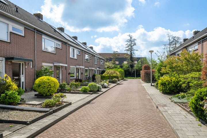 Photo 2 of Ouwelandsestraat 5